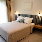 Mozaik Hotel 2*