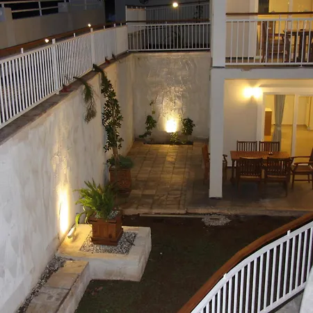 Mozaik Hotel 2*