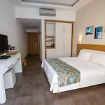 Hotel Mozaik 2*